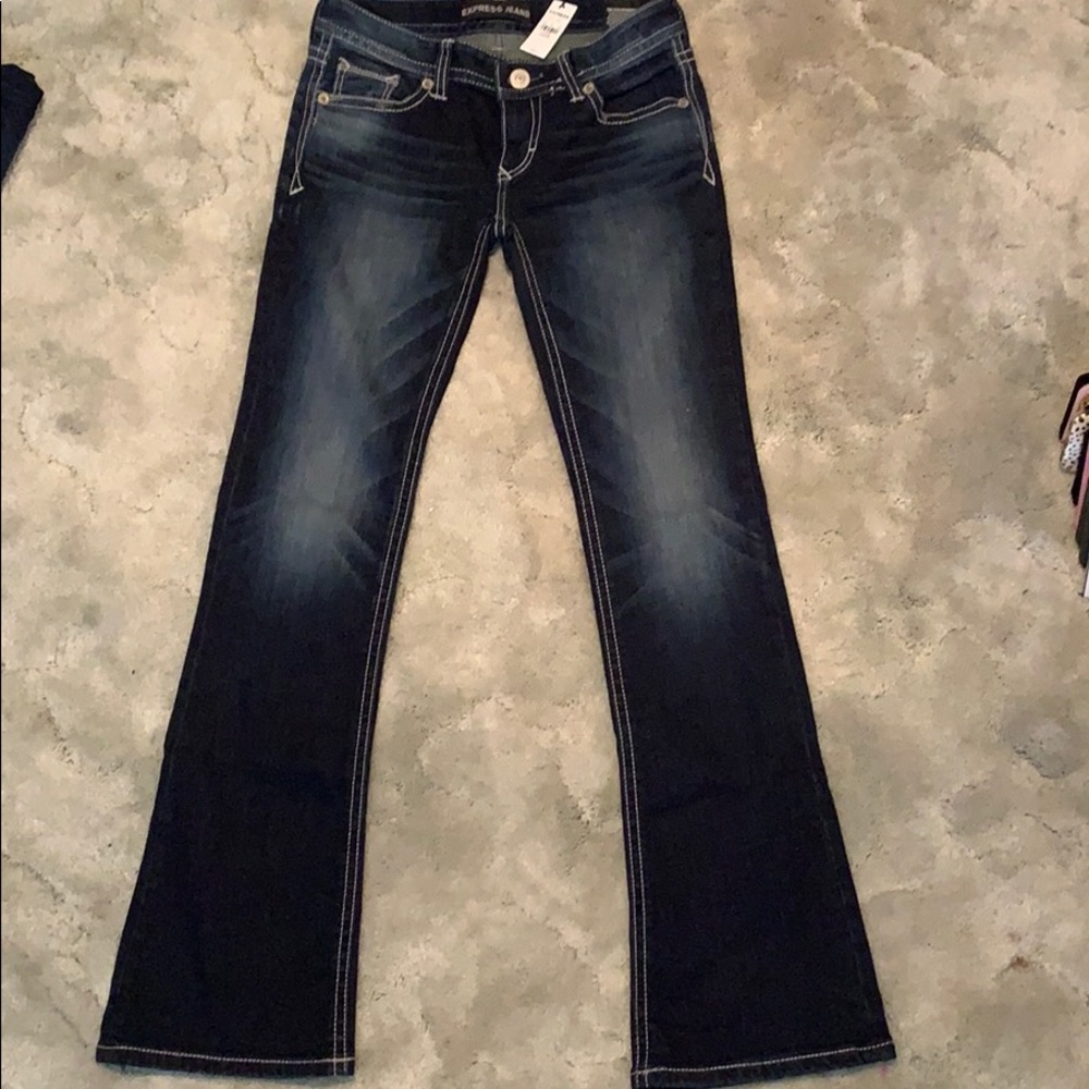 NWT Express Boot Cut Jeans. Size 2R